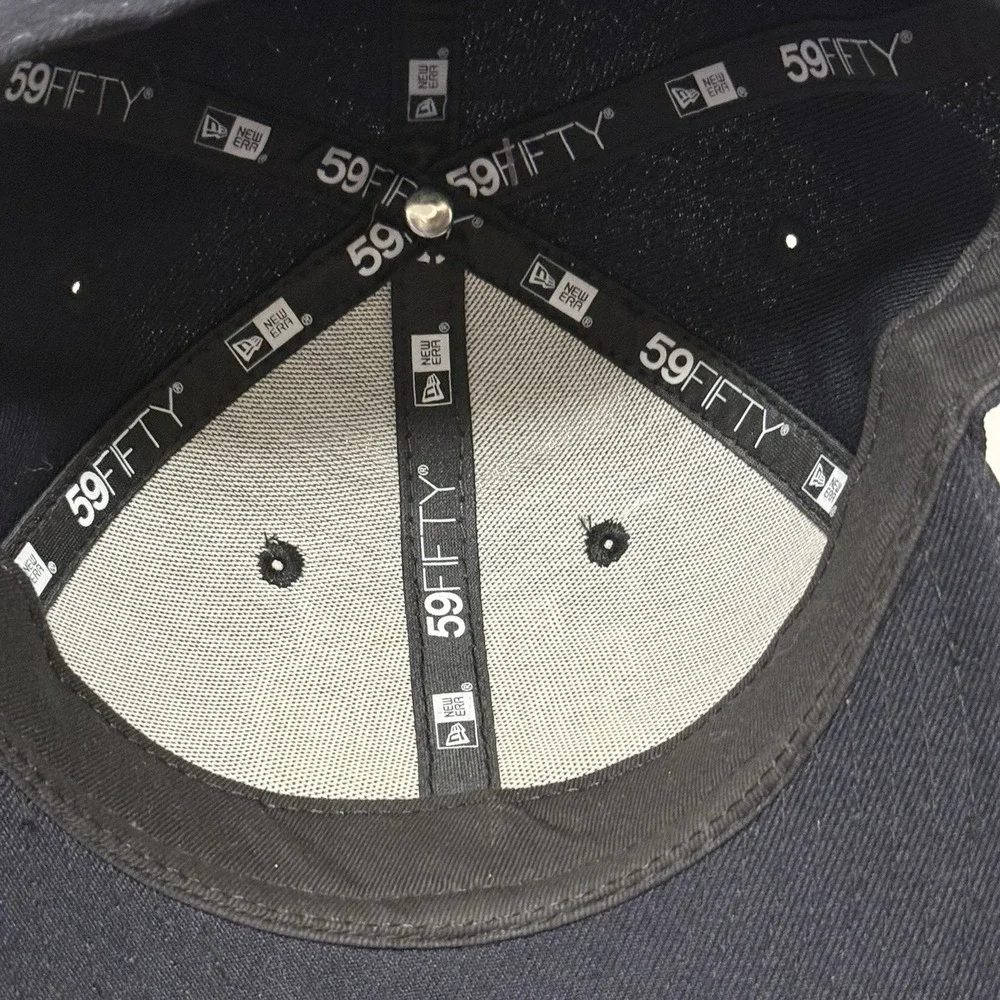 Notre Dame NCAA New Era 59FIFTY Fitted Hat Cap Navy Gold Size 6 7/8 Low Profile